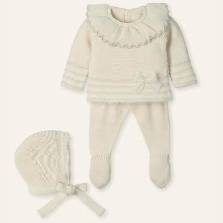 Tenue tricotée avec bonnet