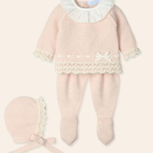 Tenue  tricotée avec bonnet