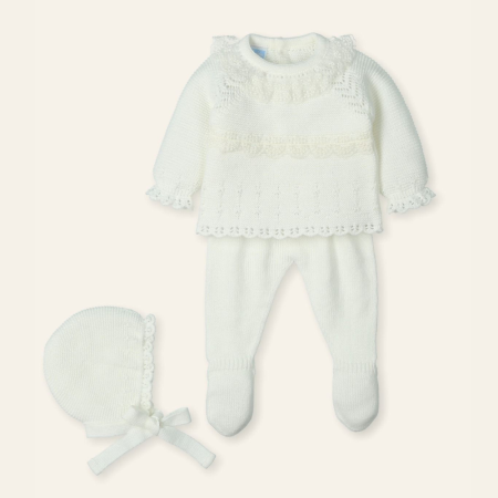 Tenue tricotée avec bonnet