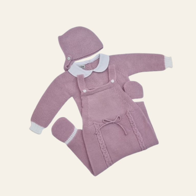 Salopette avec pull tricotée col Claudine