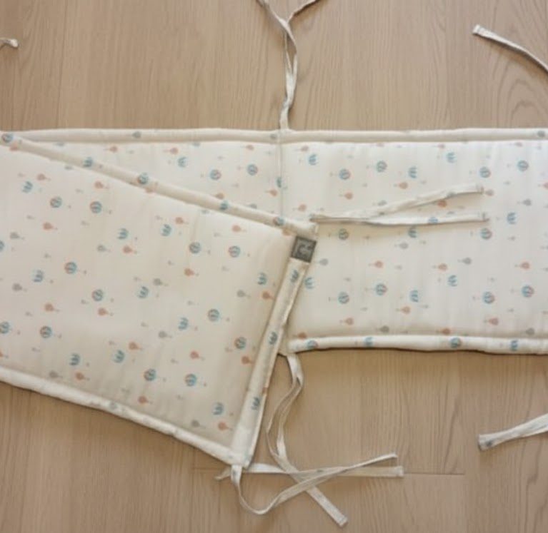 Tour de lit 70*60*70 cm