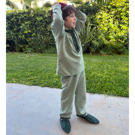 Jabador garcon - en vert pastel travaillé avec sfifa vert emeraude + pull col monté offert beige