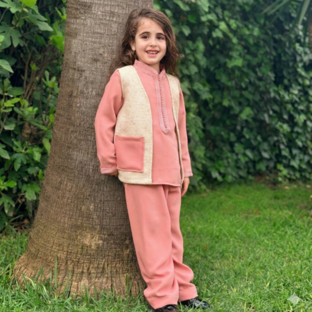 Jabador 3 pieces  – Crêpe de Soie & Gilet Tweed peche et blanc casse